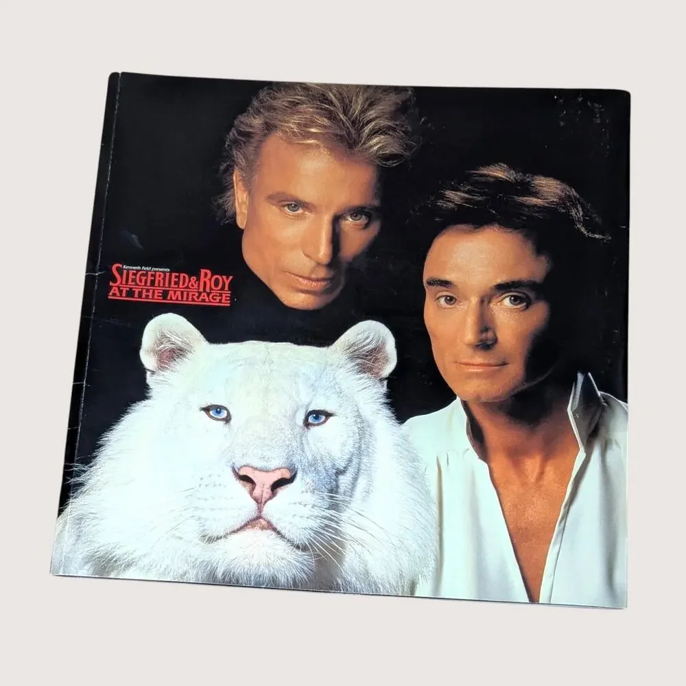 Vintage Siegfried and Roy Mirage Souvenir Program Book